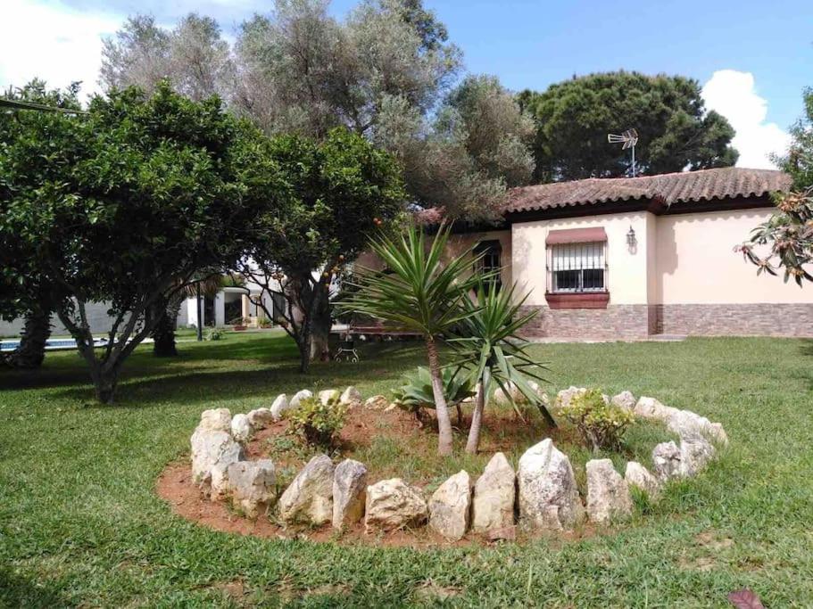 Chalet En La Barrosa, Piscina+Bbq+Grifo De Cerveza Chiclana de la Frontera Luaran gambar
